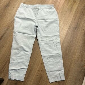Light blue Vince Camaro capri pants